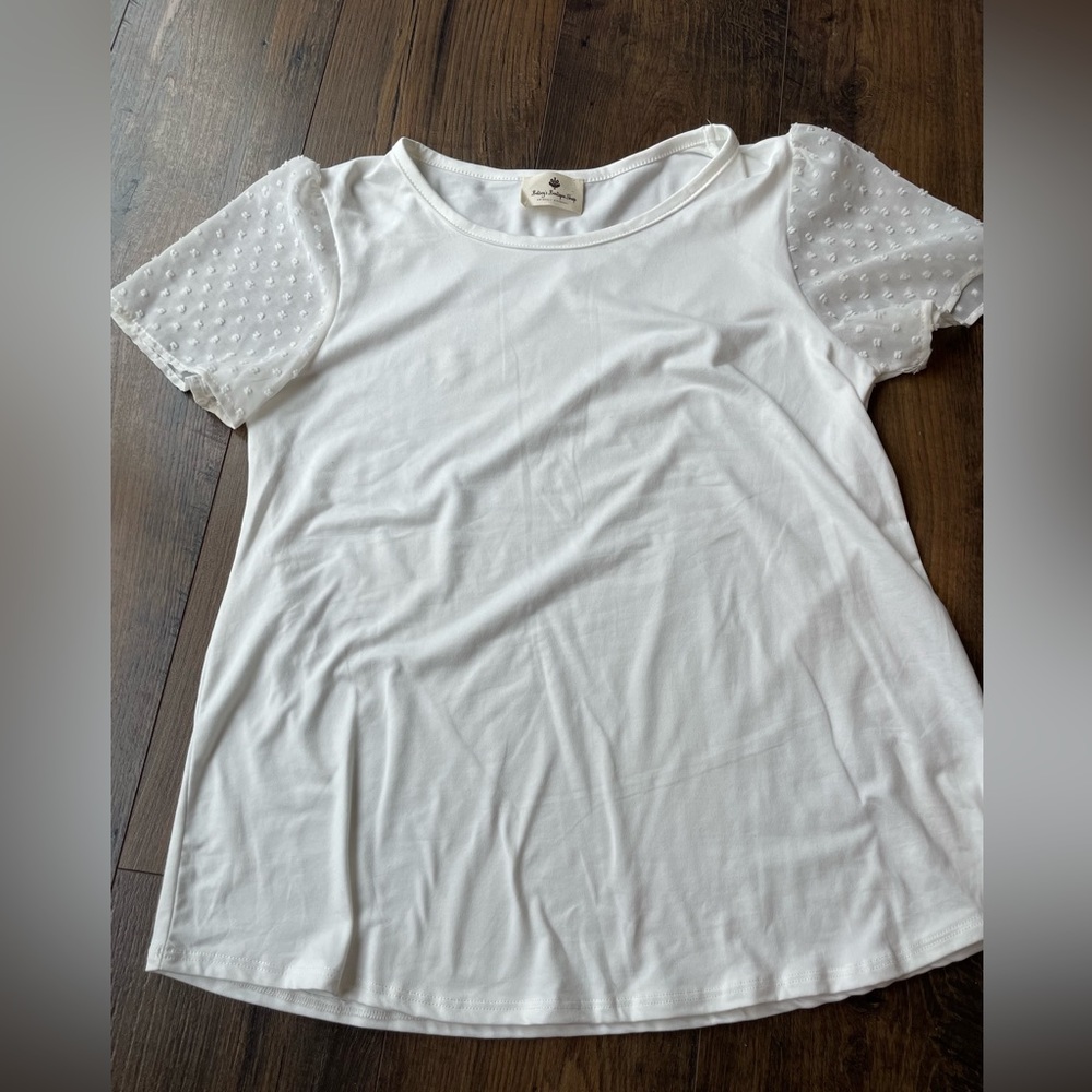 White polka dot sheer sleeve t-shirt